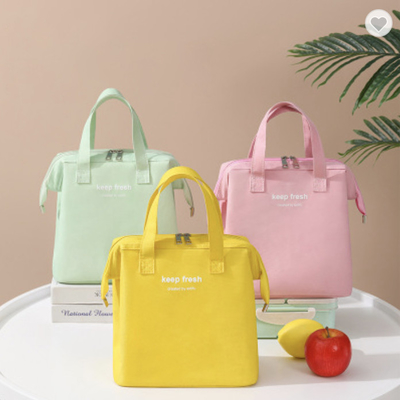 Un buen precio. Bolso de aislamiento de color dulce, bolso de enfriamiento, bolso térmico Bento, bolso de transporte con impresión personalizada en línea